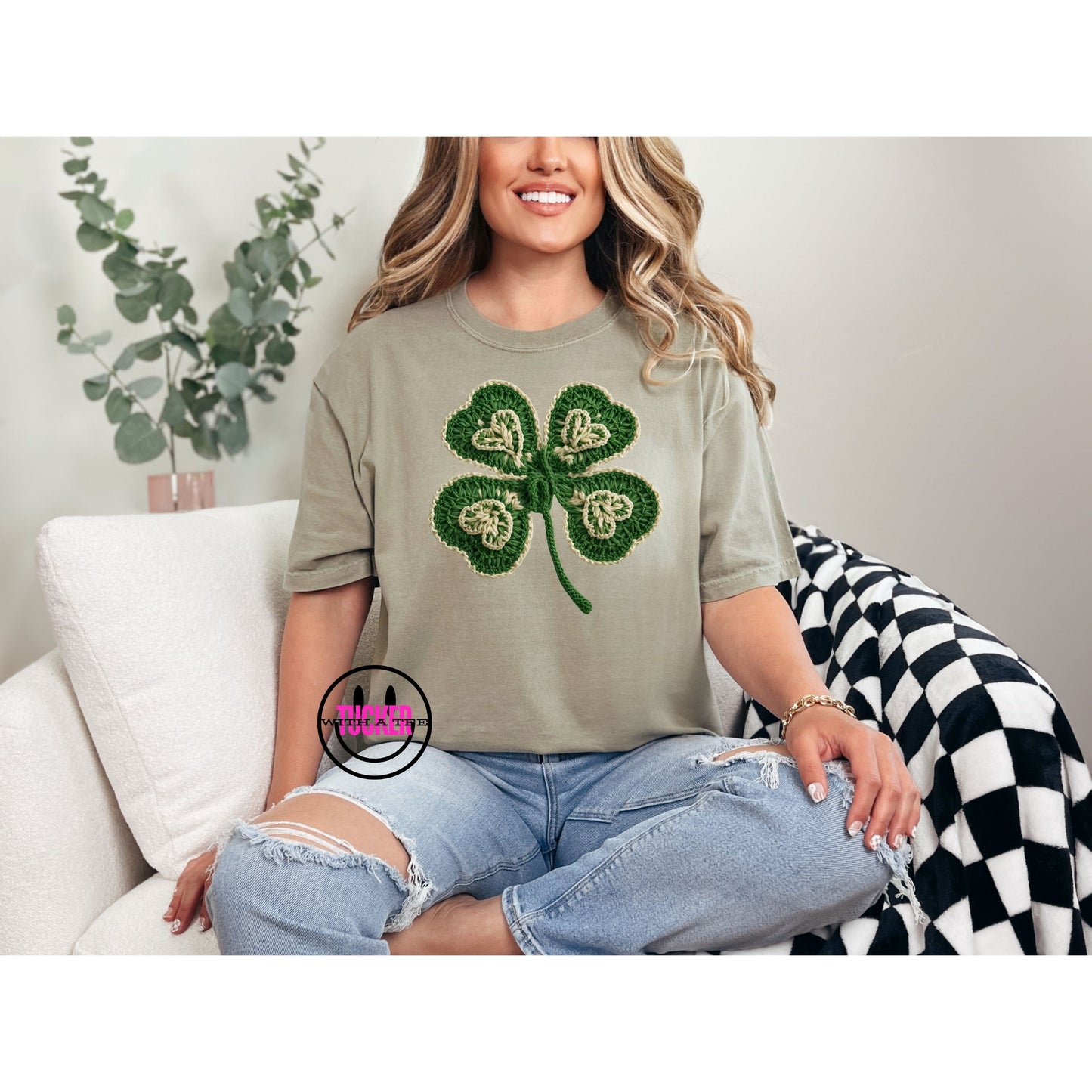 FAUX CROCHET SHAMROCK - COMFORT COLORS