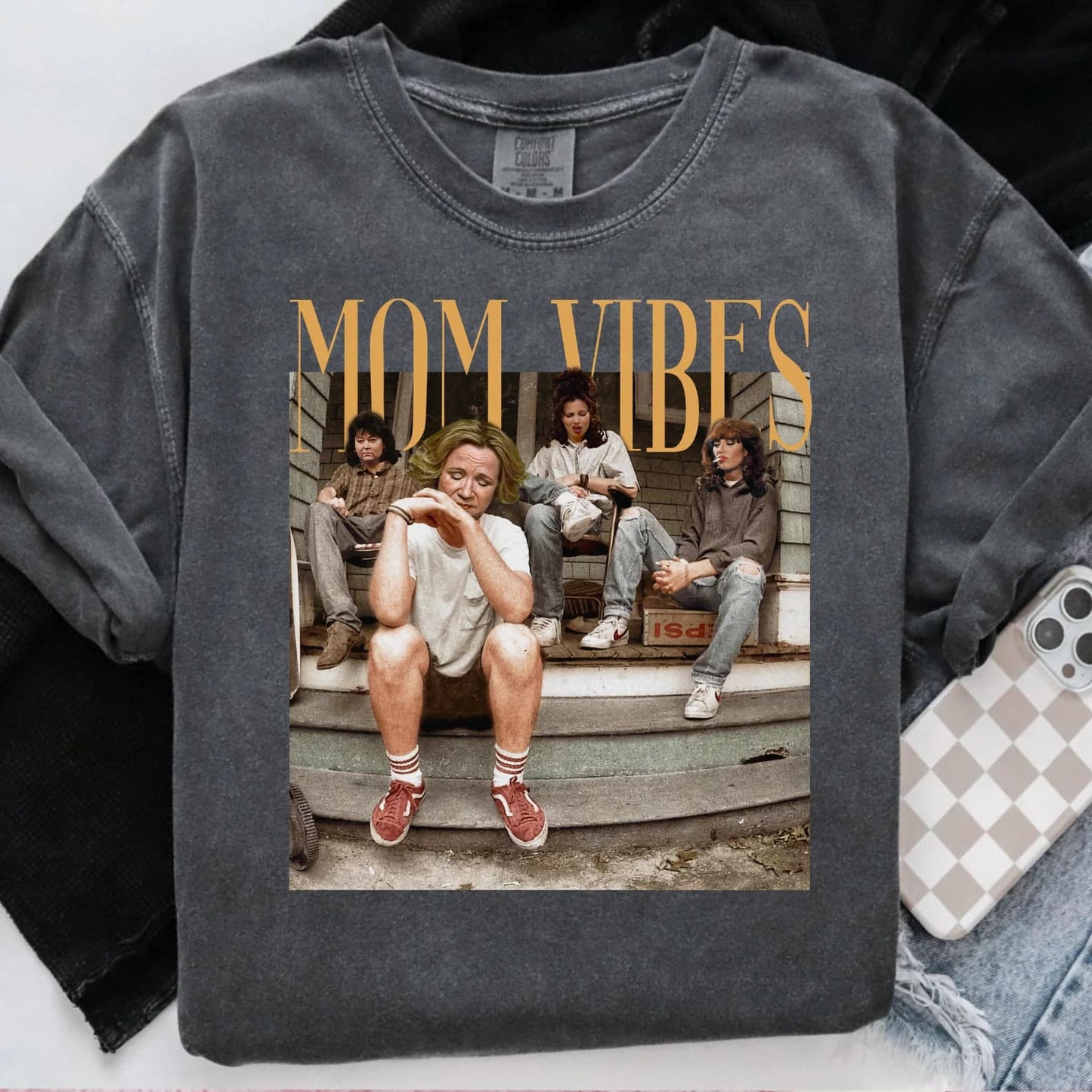 MOM VIBES TEE - CC PEPPER