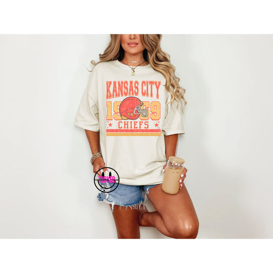 VINTAGE CHIEFS - COMFORT COLORS TEE