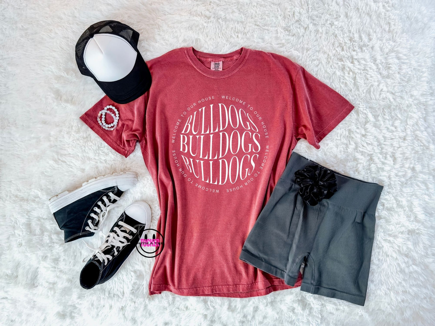 Bulldogs round emblem crimson Comfort Colors tee