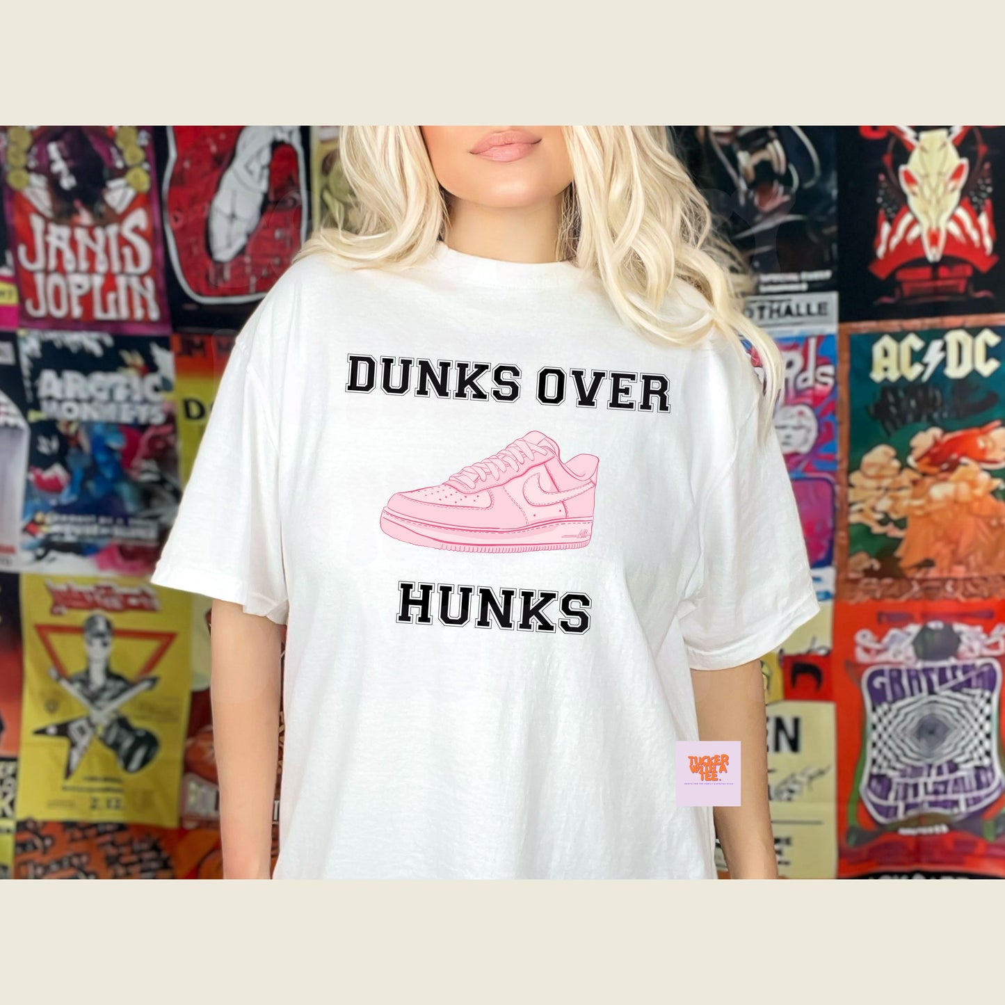 DUNKS OVER HUNKS PINK