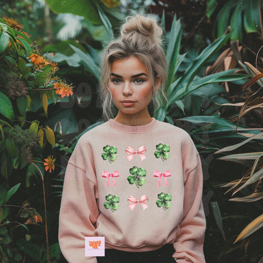 SHAMROCK COQUETTE BOWS CREWNECK