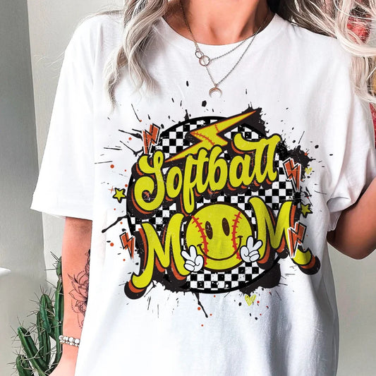 RETRO SOFTBALL MOM